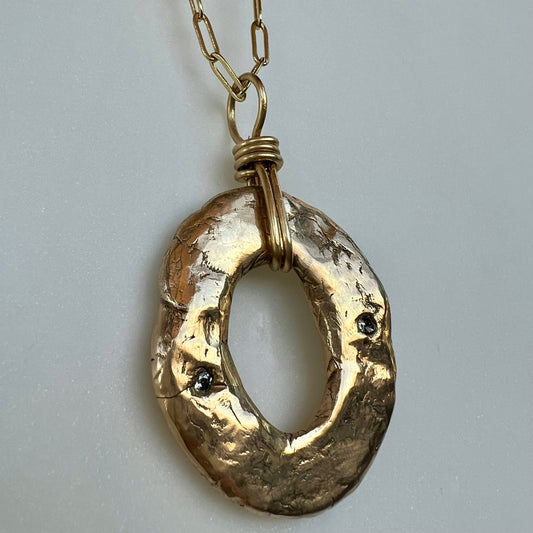 Bronze pendant 020